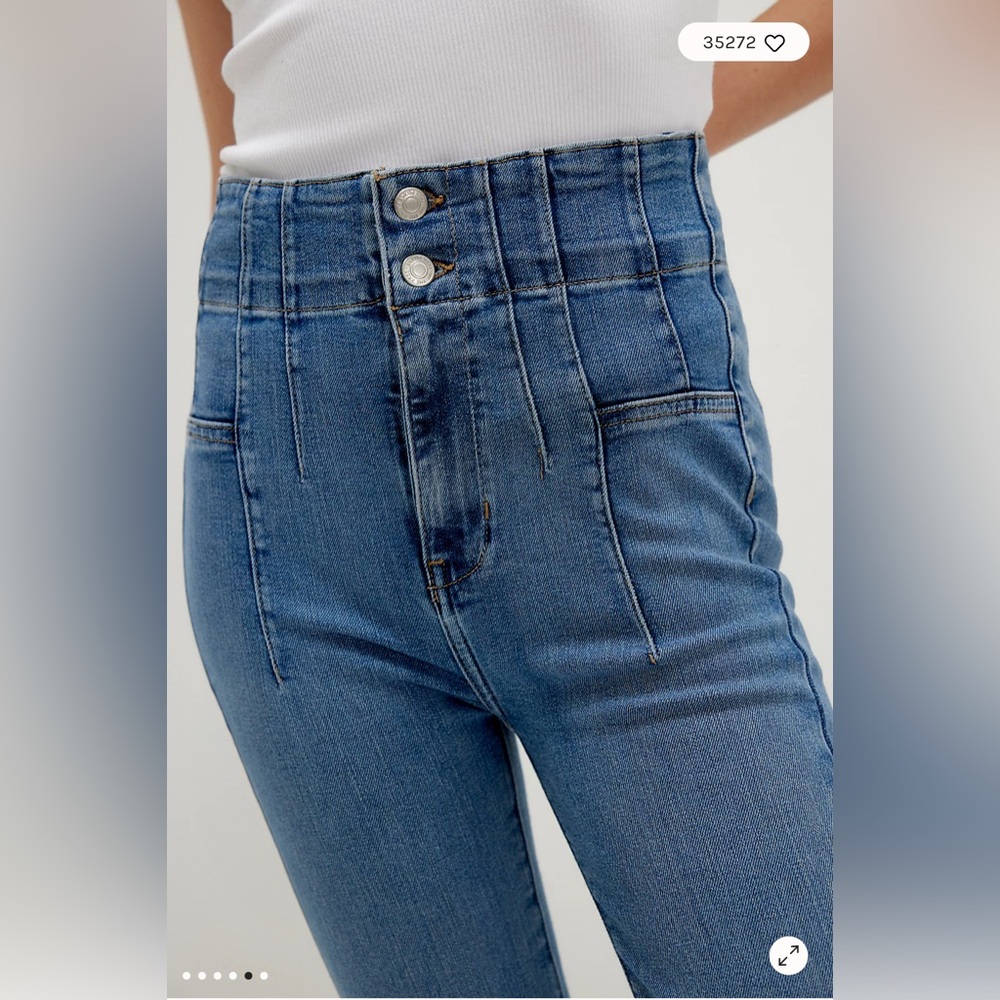Free People WE THE FREE Jayde Flare Jeans Size 32 Light‎ Wash High Rise Stretch - Picture 3 of 16